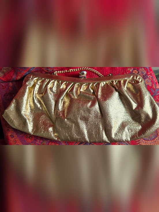 Vintage Handbags - Vintage Shiny Gold Lamé Clutch Bag